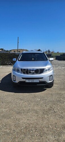 Kia Sorento-1