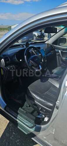 Kia Sorento-8