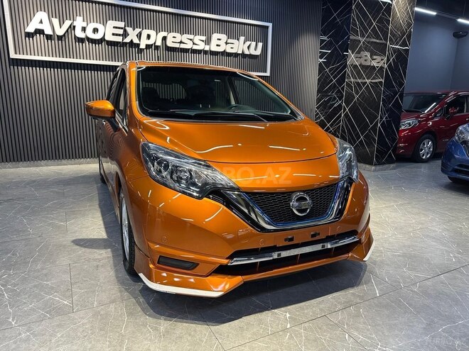 Nissan Note-2