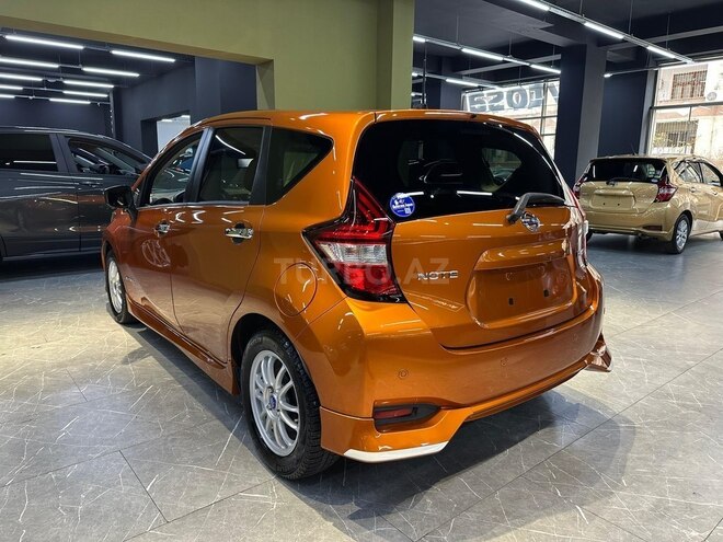 Nissan Note-10