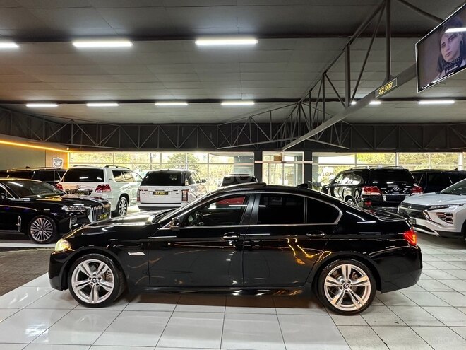BMW 528-9