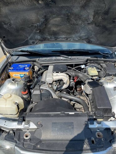 BMW 318-14