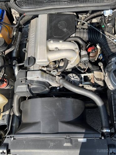 BMW 318-15