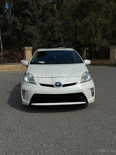Toyota Prius-1