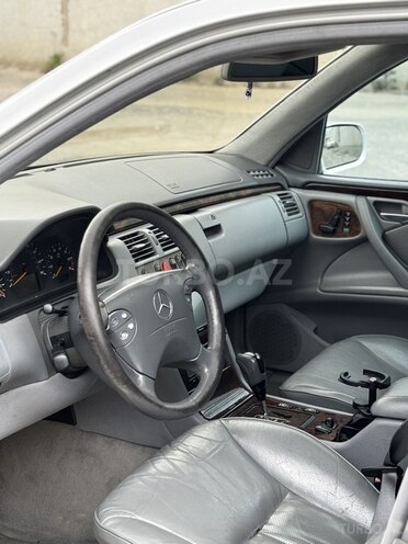 Mercedes E 320-15