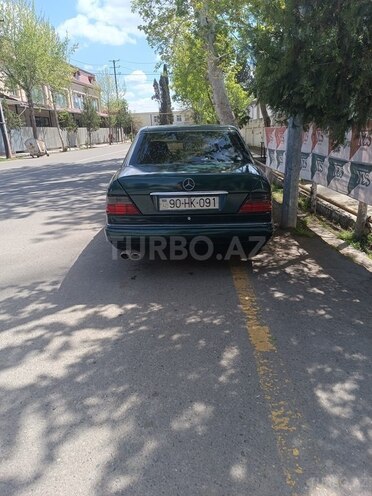 Mercedes 220 E-3