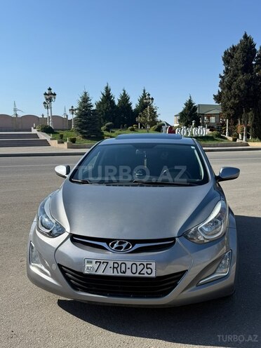 Hyundai Elantra-1