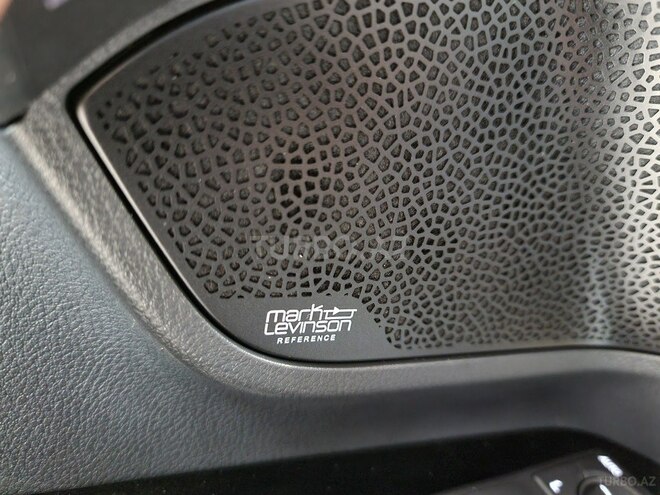 Lexus LX 600-31