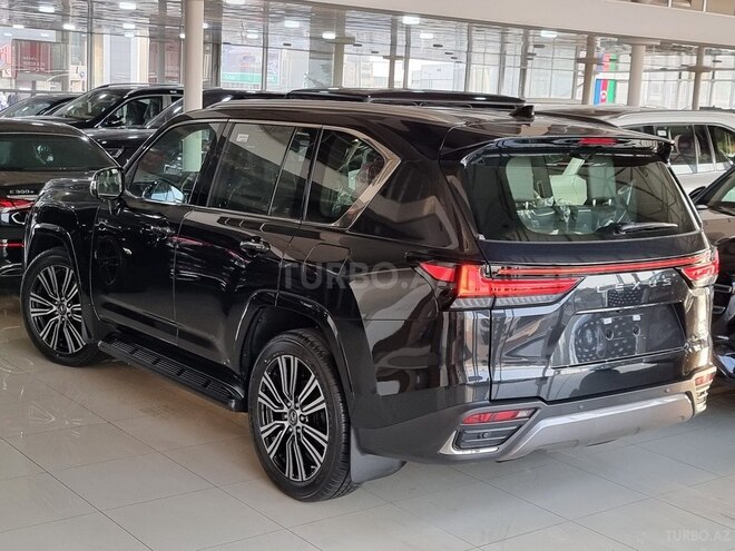 Lexus LX 600-14