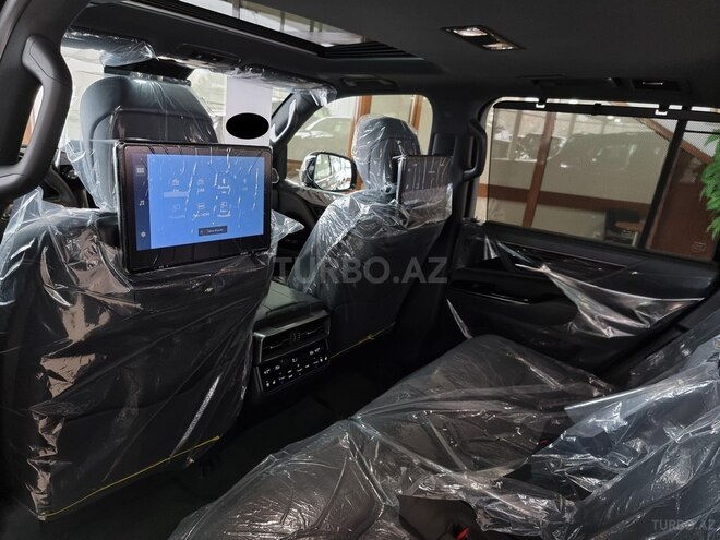 Lexus LX 600-21