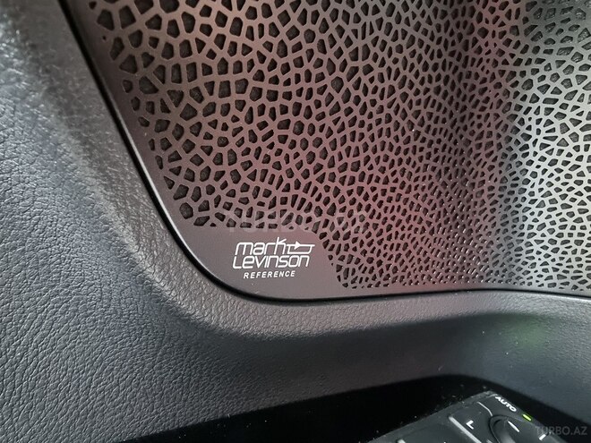 Lexus LX 600-28