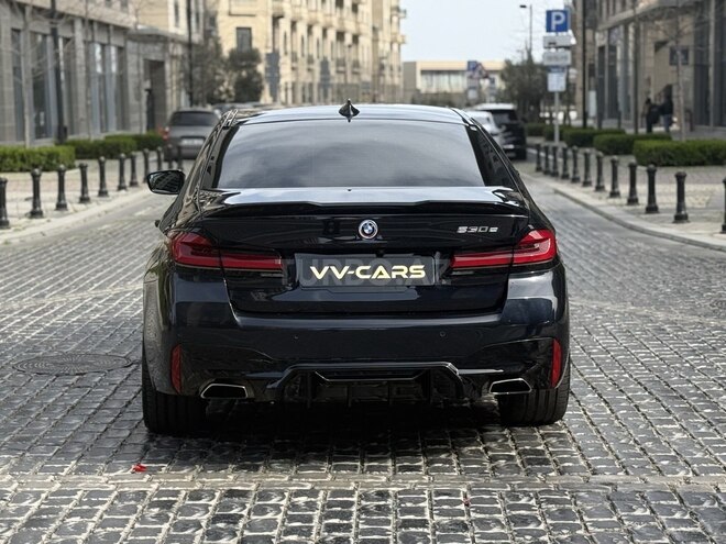 BMW 530e-9