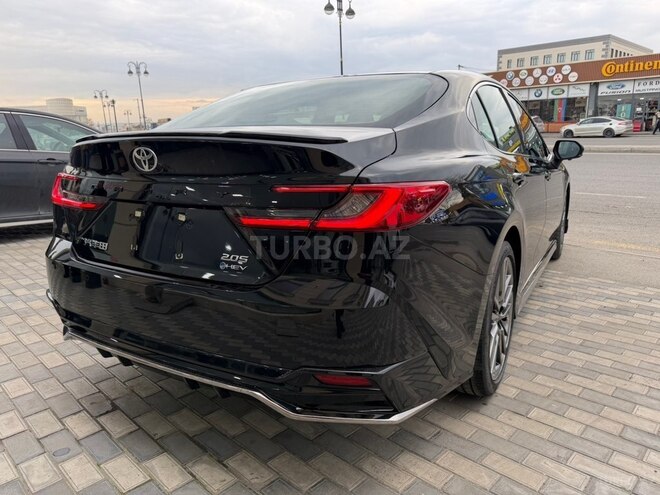 Toyota Camry-7