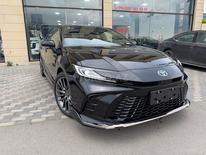 Toyota Camry-5