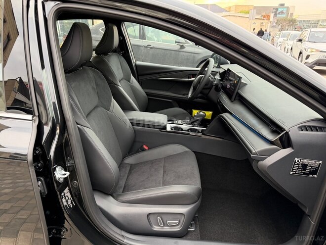 Toyota Camry-11