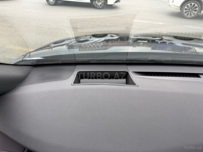 Toyota Camry-19