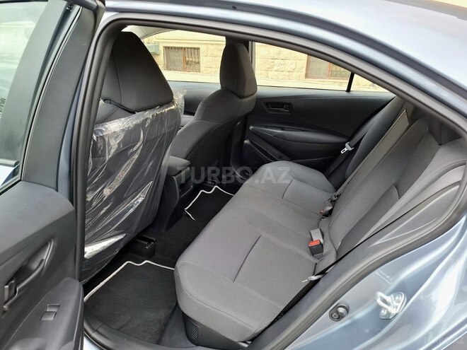 Toyota Corolla-13