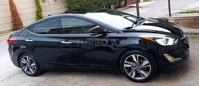 Hyundai Elantra-5