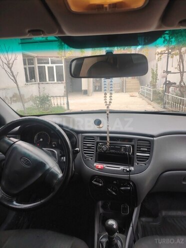 Kia Rio-3