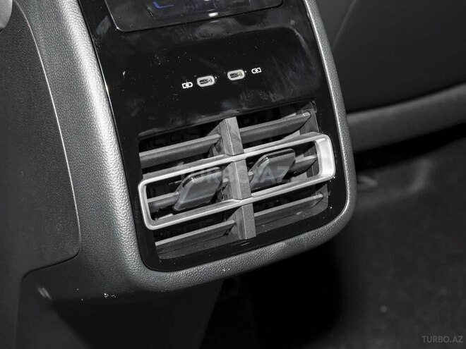 Volkswagen Tiguan-27