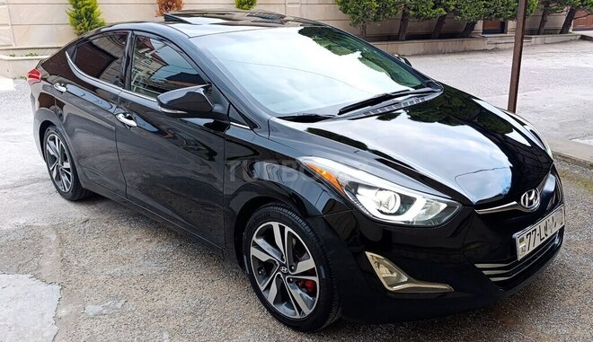 Hyundai Elantra-4