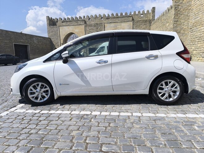 Nissan Note-3
