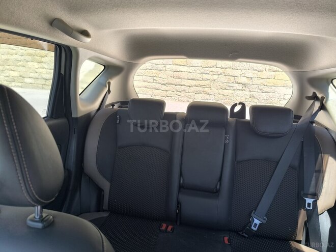 Nissan Note-5