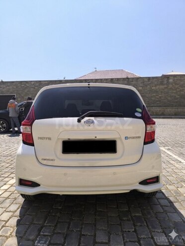 Nissan Note-2