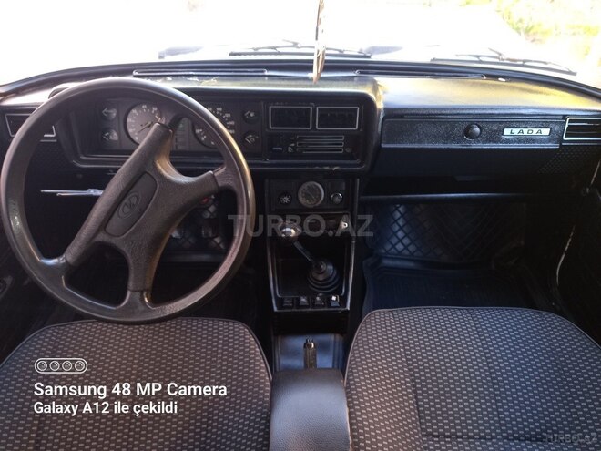 LADA (VAZ) 2104-10