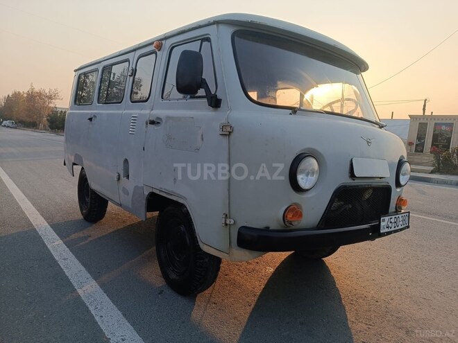 UAZ 2206-4