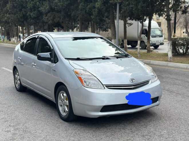 Toyota Prius-1