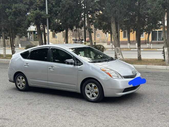 Toyota Prius-11