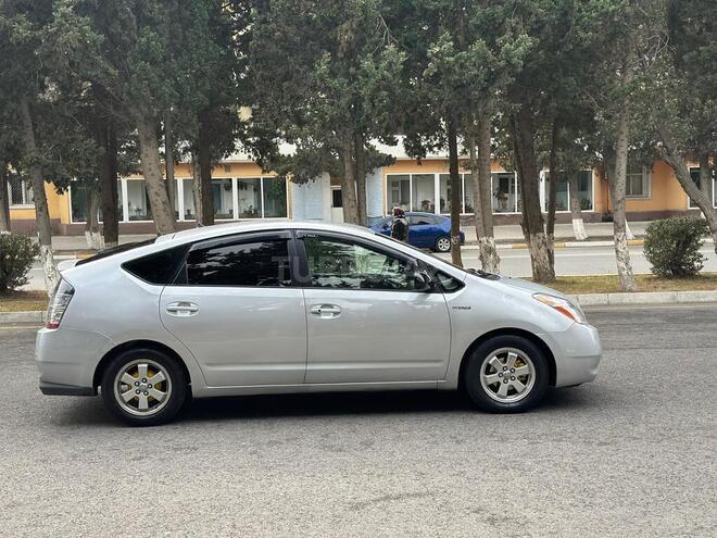 Toyota Prius-10
