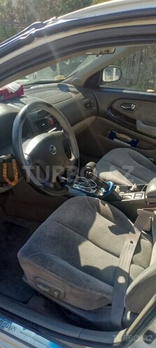 Nissan Maxima-6