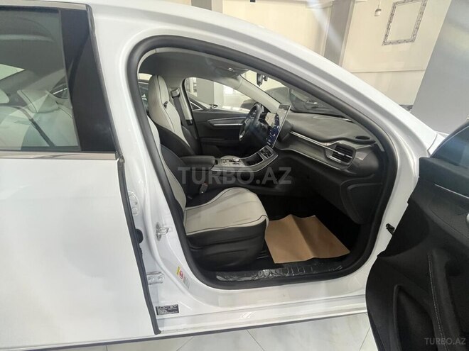 BYD Destroyer 05-17