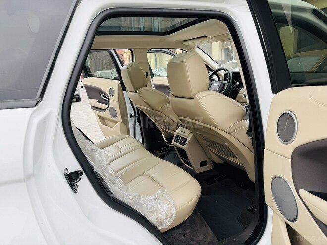 Land Rover RR Evoque-11