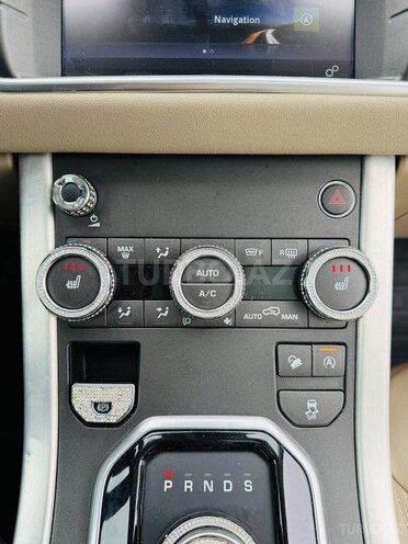 Land Rover RR Evoque-19