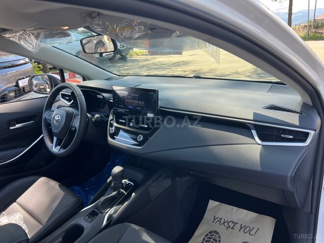 Toyota Corolla-14