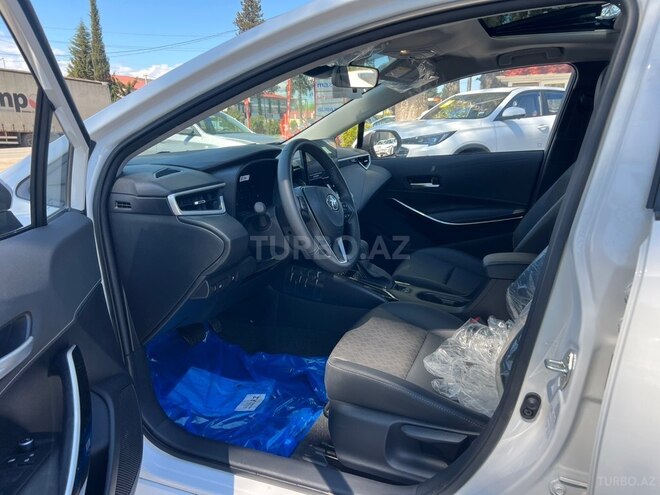 Toyota Corolla-10