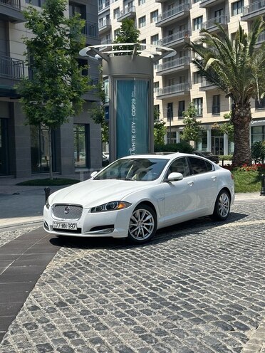 Jaguar XF-1