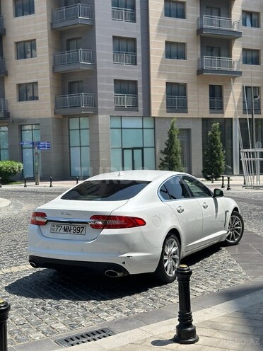 Jaguar XF-4