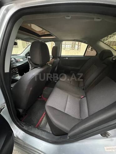 Mitsubishi Lancer-11