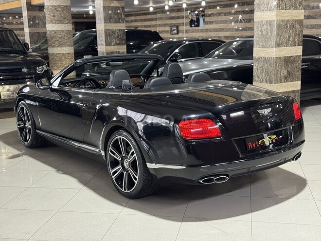 Bentley Continental GTC-13