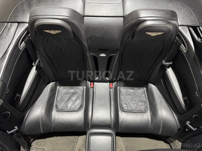 Bentley Continental GTC-19