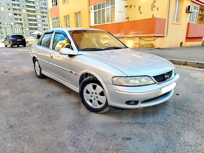 Opel Vectra-3