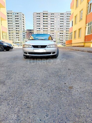 Opel Vectra-1