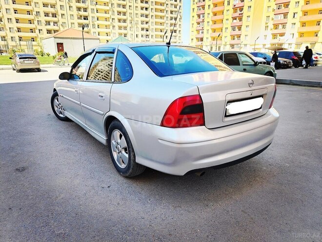Opel Vectra-6