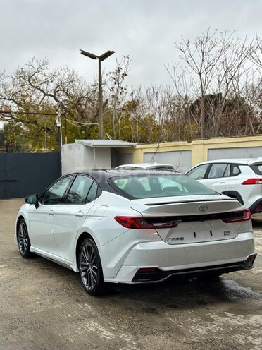 Toyota Camry-4