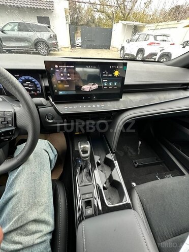 Toyota Camry-10