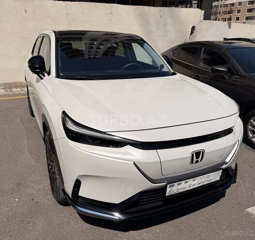 Honda e:NS1-4